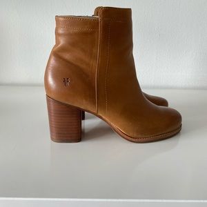 Frye Addie ankle boot